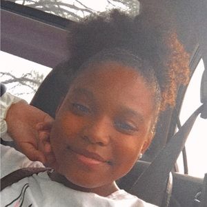 Meet your Posher, Asaaryia